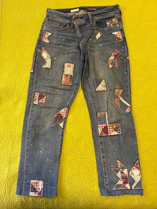 Pilcro Denim - Cropped Anthropologie Pilcro Slim Boyfriend Patchwork Denim Jeans